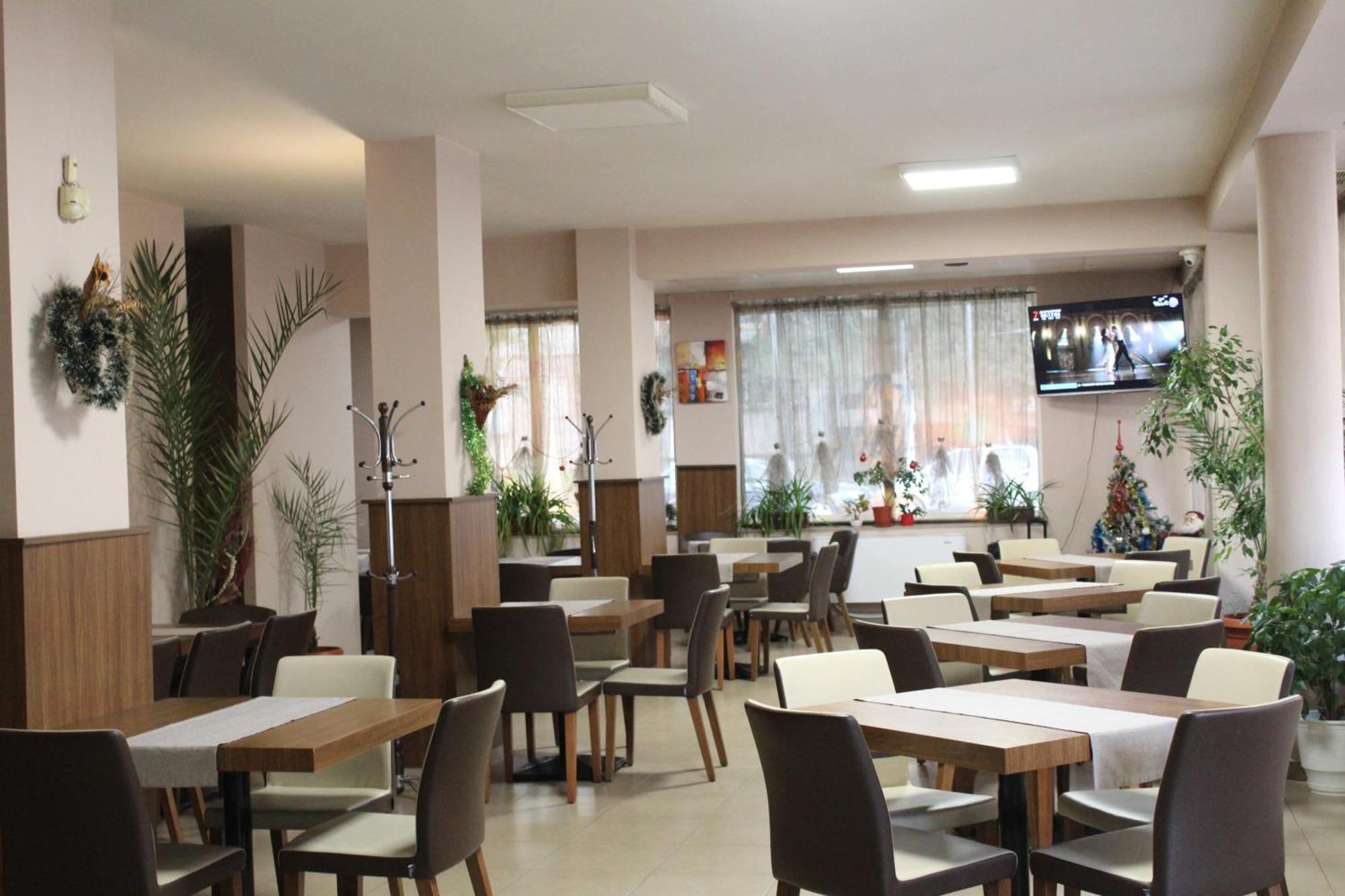 Family Hotel Bulgaria Kharmanli Exterior foto