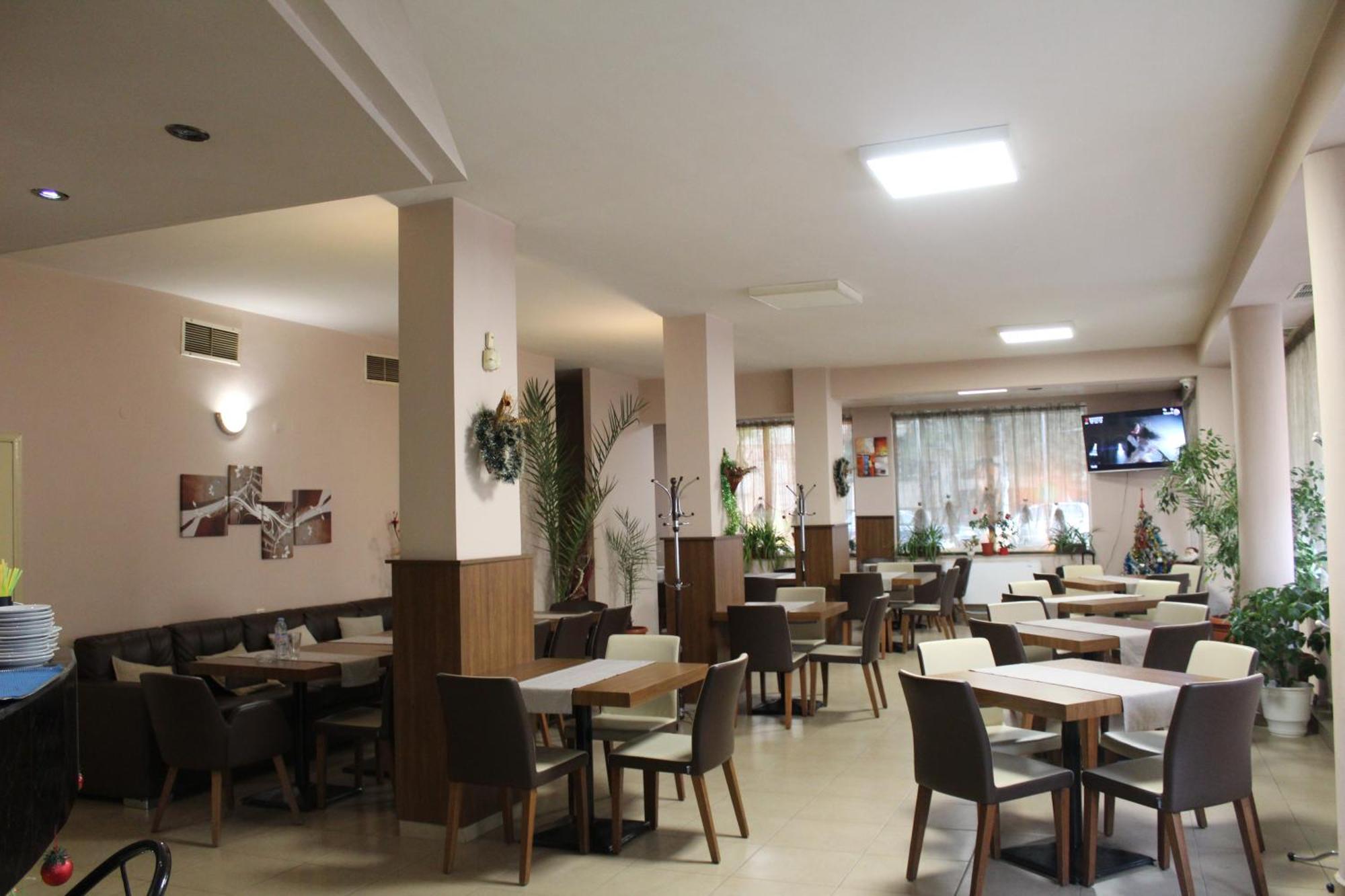 Family Hotel Bulgaria Kharmanli Exterior foto